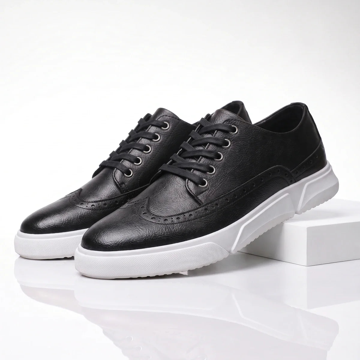 Men's Brogue Trainers- Contrast-Sole Wingtip Shoes
