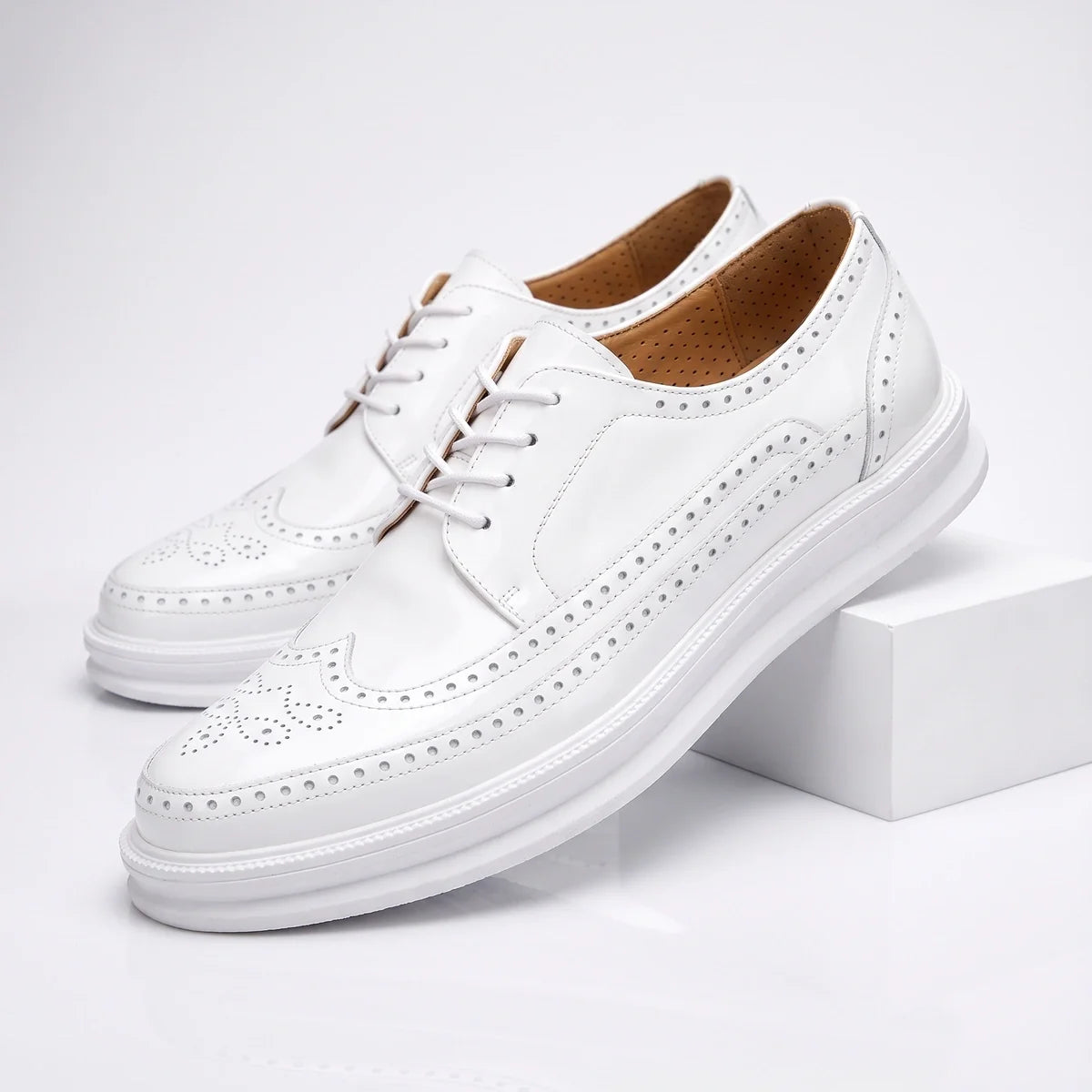Men's Brogue Trainers- Wingtip Lace-Up Shoes