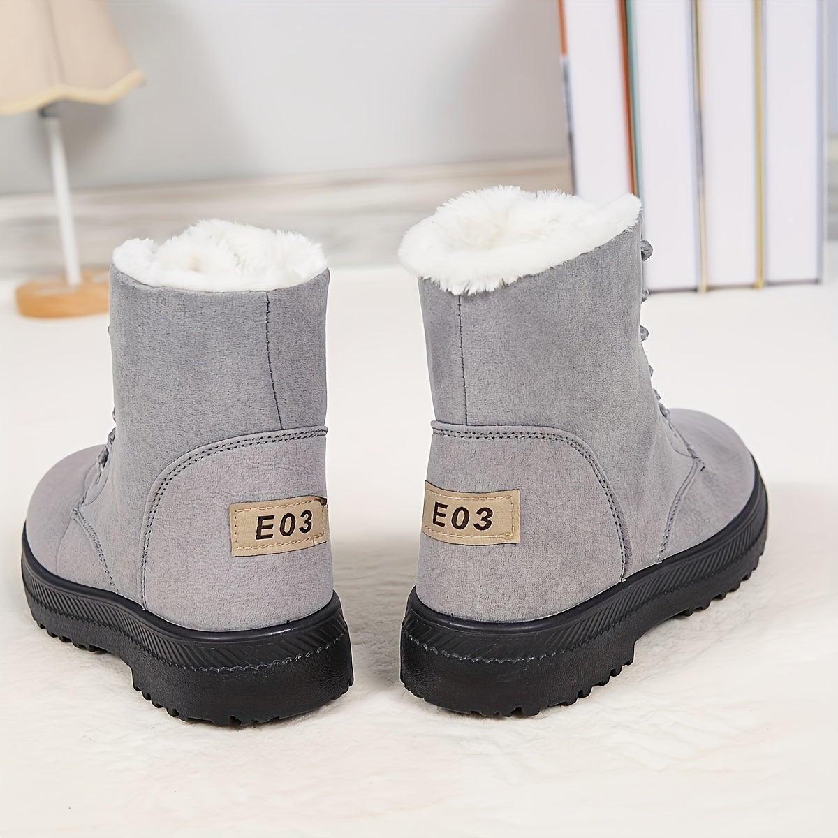 Women's Lace-Up Ankle Boots - Lined Flat Winter Shoes