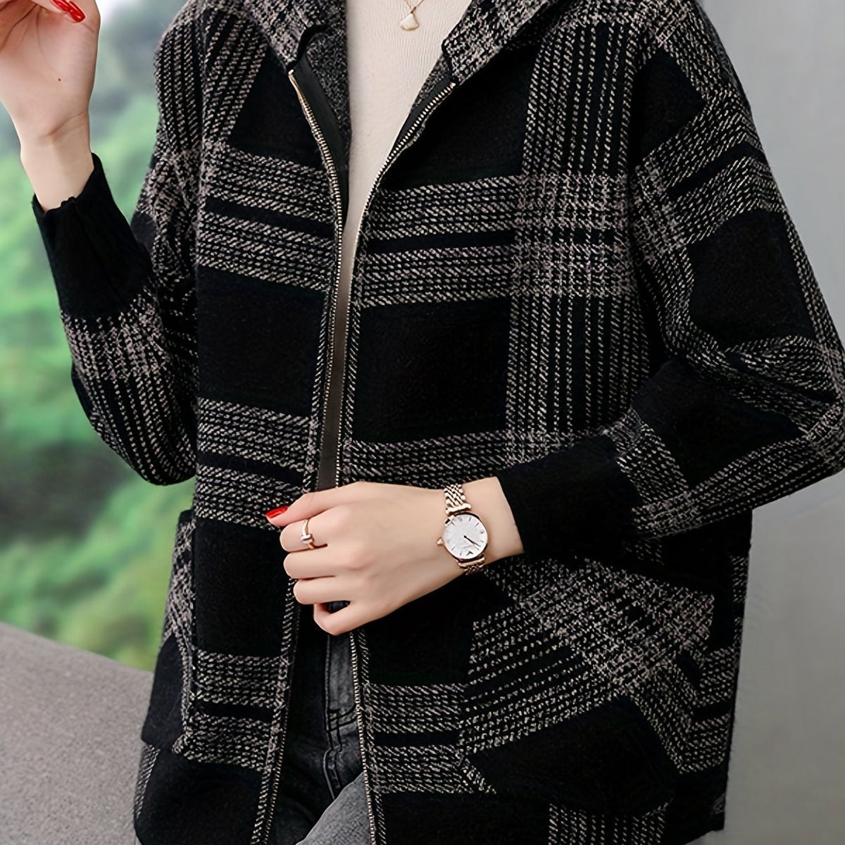 Women's Checked Hooded Jacket - Zip-Up Outerwear