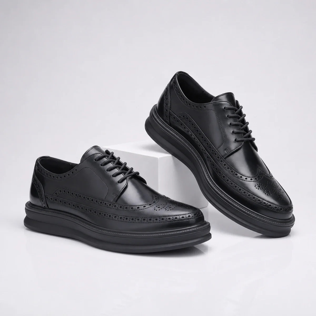 Men's Brogue Trainers- Wingtip Lace-Up Shoes