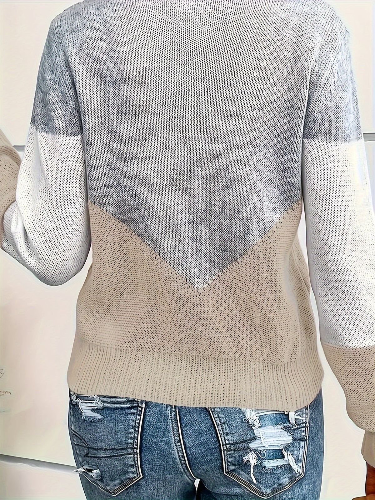 Women's Colour-Block V-Neck Jumper