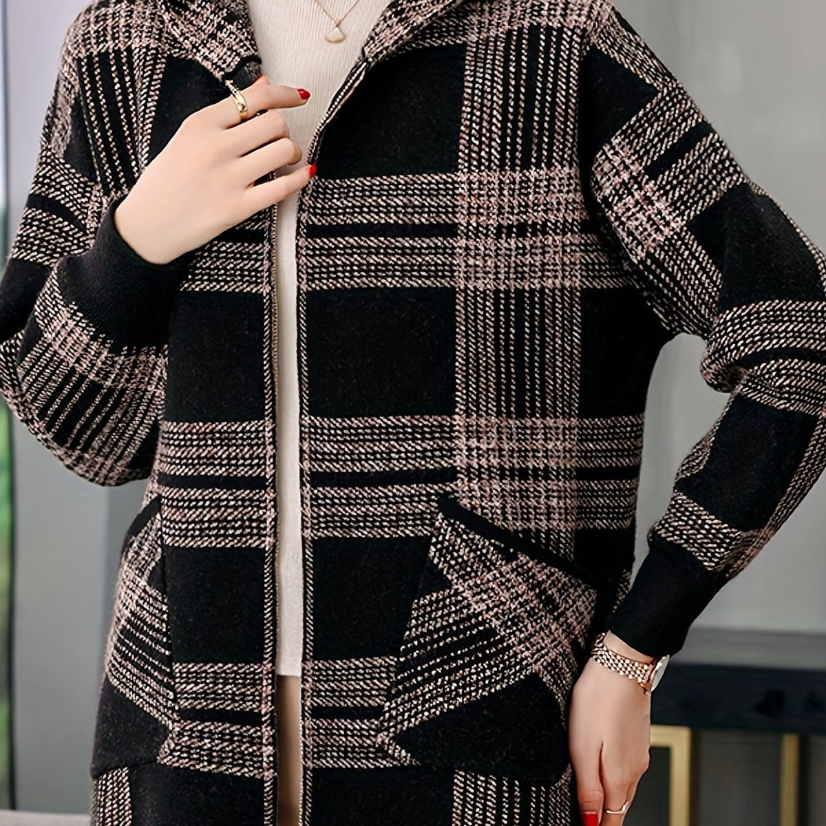Women's Checked Hooded Jacket - Zip-Up Outerwear