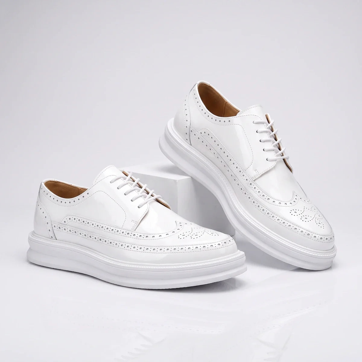 Men's Brogue Trainers- Wingtip Lace-Up Shoes