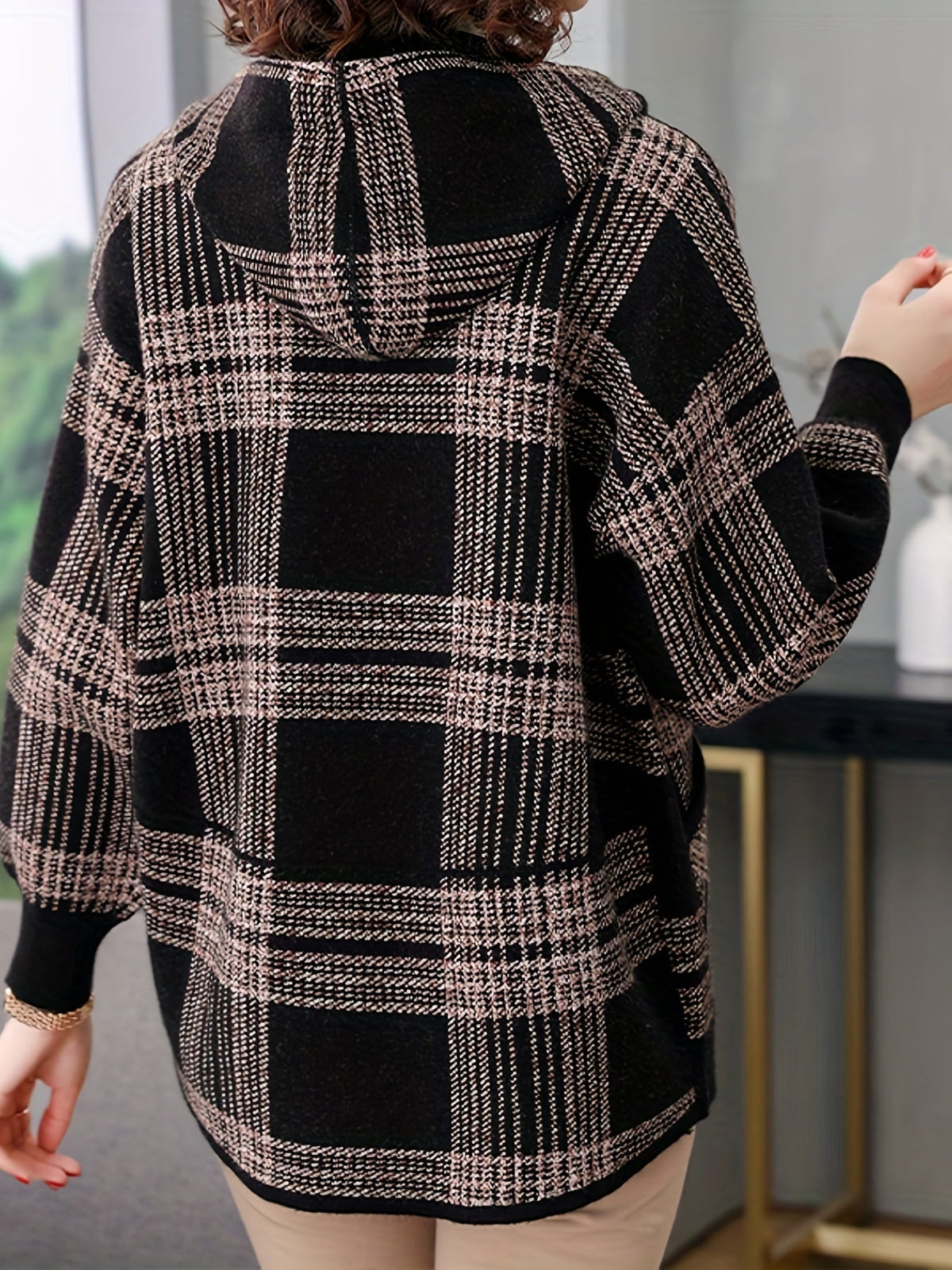Women's Checked Hooded Jacket - Zip-Up Outerwear