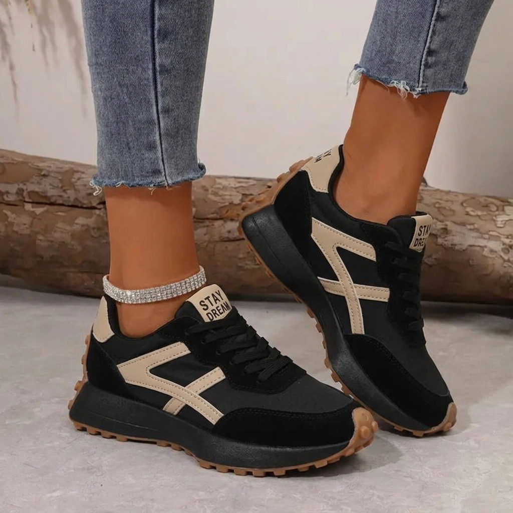 Women's Retro Trainers - Colour-Panel Lace-Up Shoes