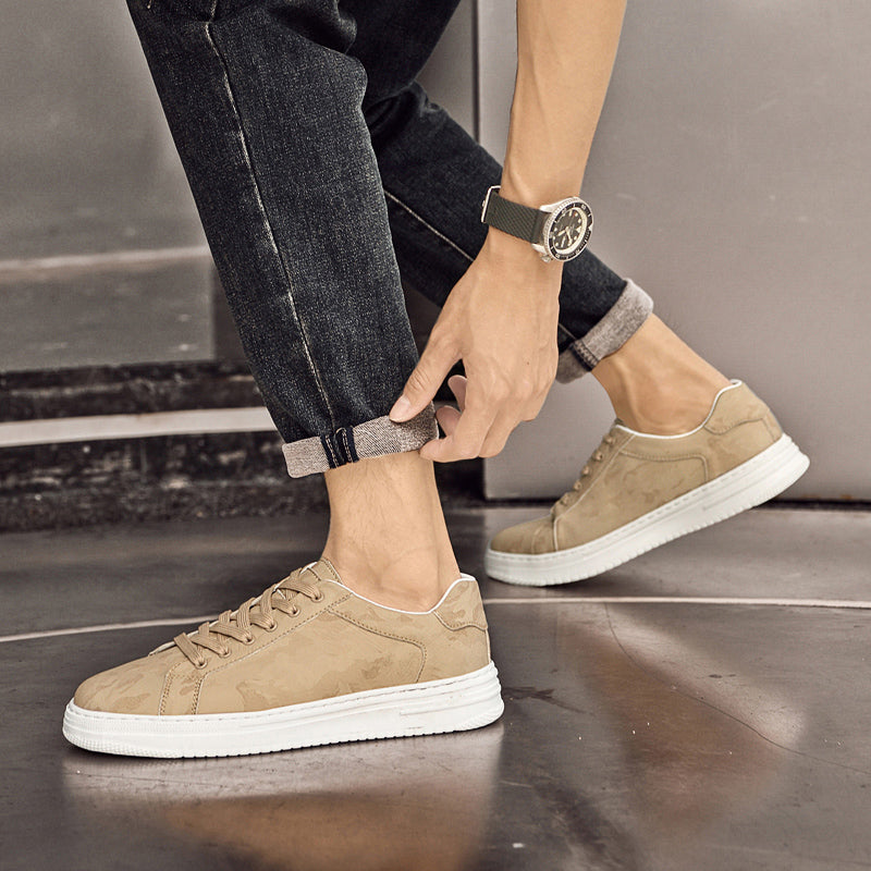 Men's Low-Top Lace-Up Trainers- Panelled Upper