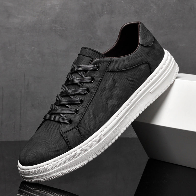 Men's Low-Top Lace-Up Trainers- Panelled Upper