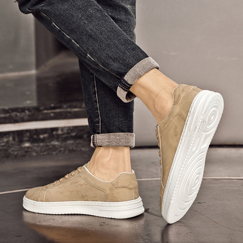 Men's Low-Top Lace-Up Trainers- Panelled Upper