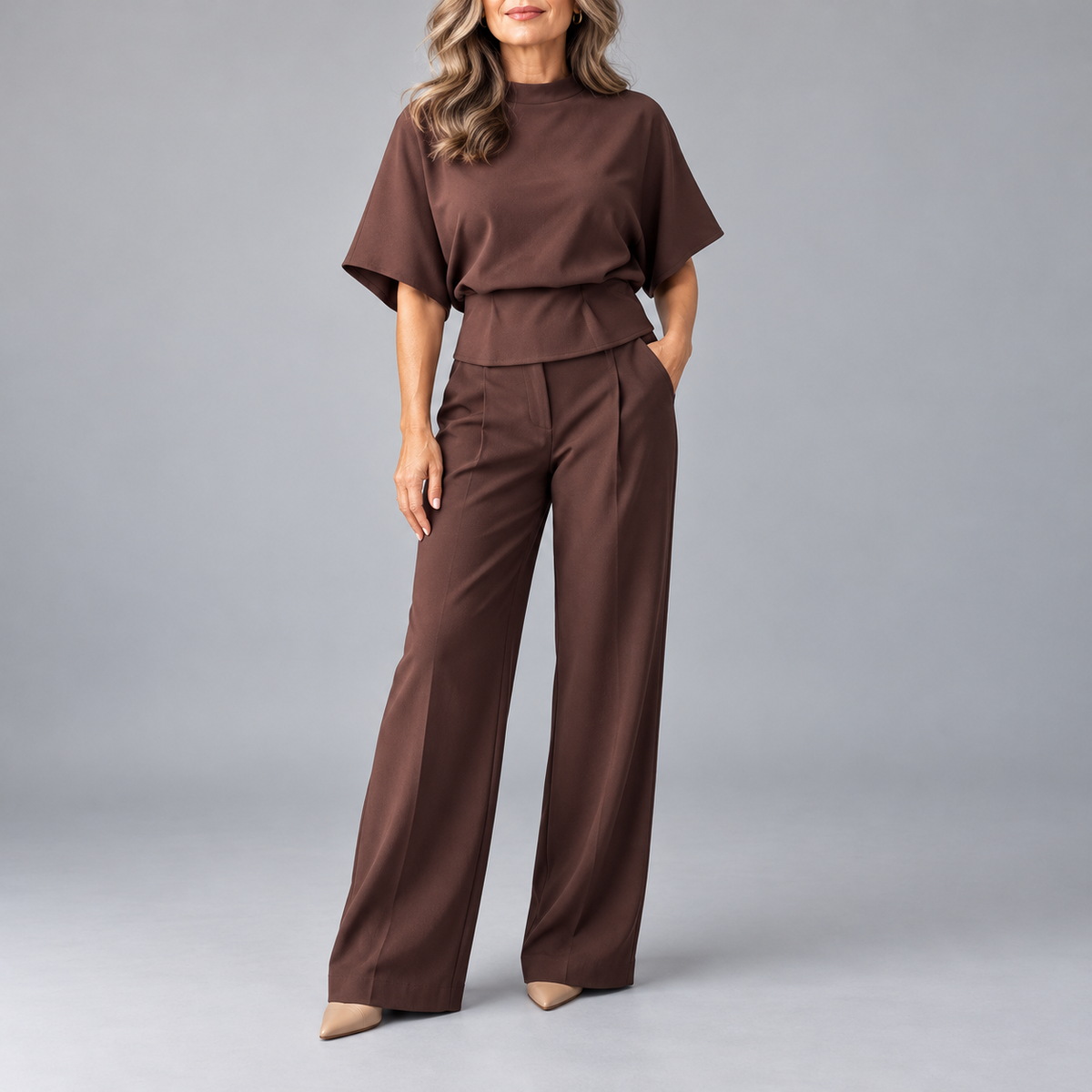Women's two-piece trouser set with wide-sleeve top